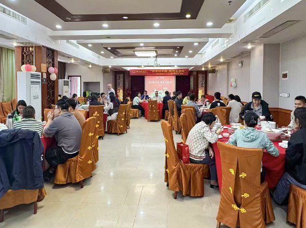 冬至饺子香，温情聚尊龙集团官网